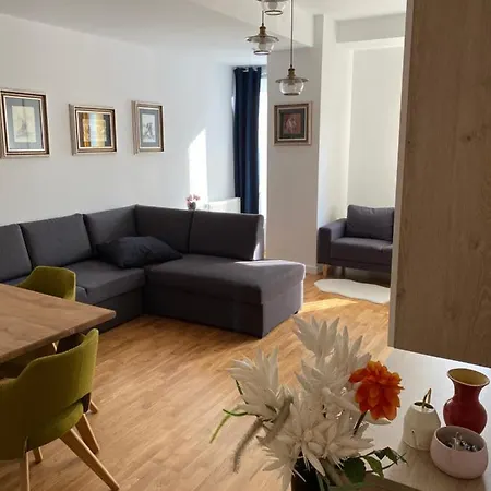 Apartment Strada Smaranda Braescu Bucharest